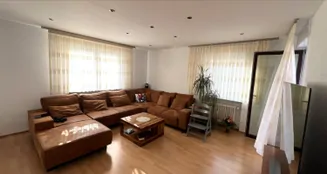 von_poll_real_estate_property_26239678_image_0