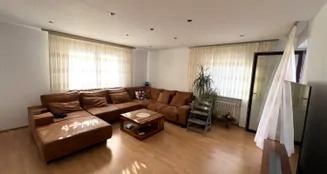 von_poll_real_estate_property_26239678_image_1