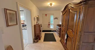 von_poll_real_estate_property_26239679_image_3