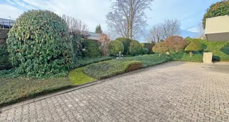 von_poll_real_estate_property_26239679_image_16