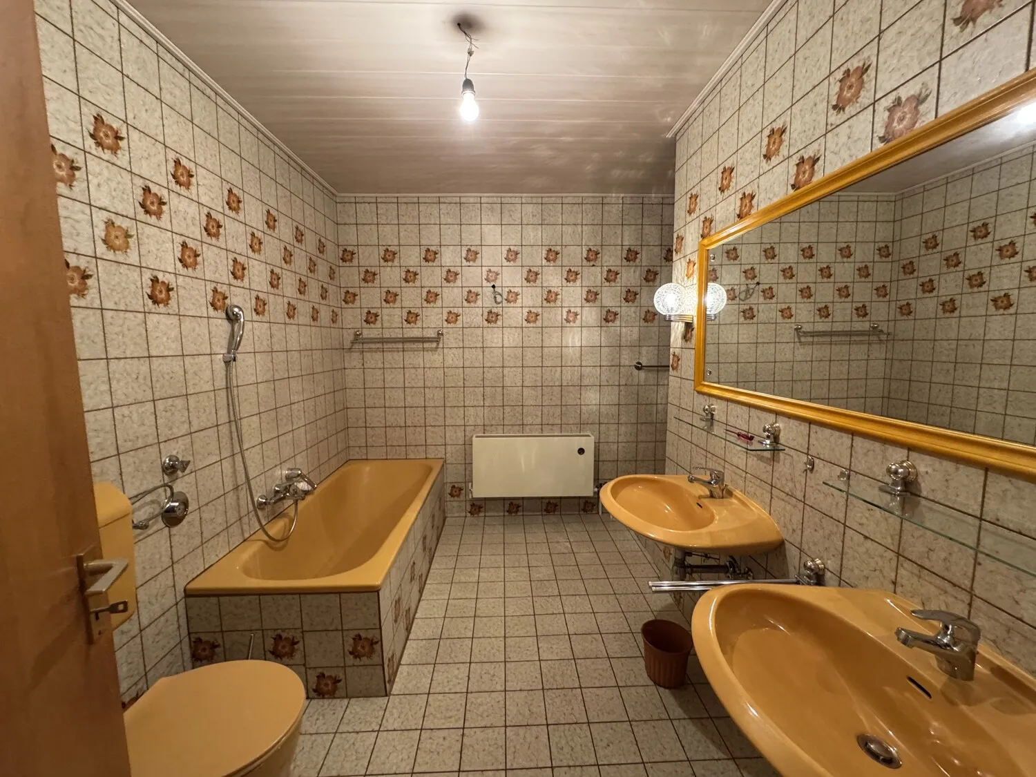 Badezimmer 1.OG