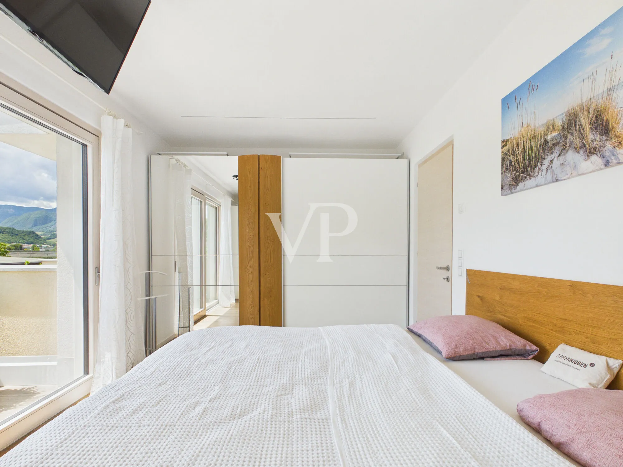 Modern oasis of peace: Elegant terraced villa in a prime location in Gries-Moritzing