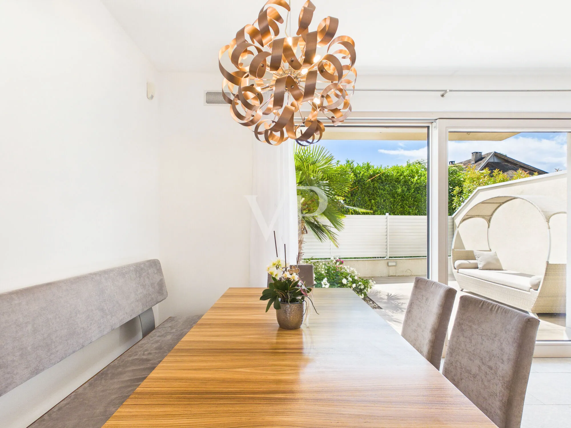 Modern oasis of peace: Elegant terraced villa in a prime location in Gries-Moritzing