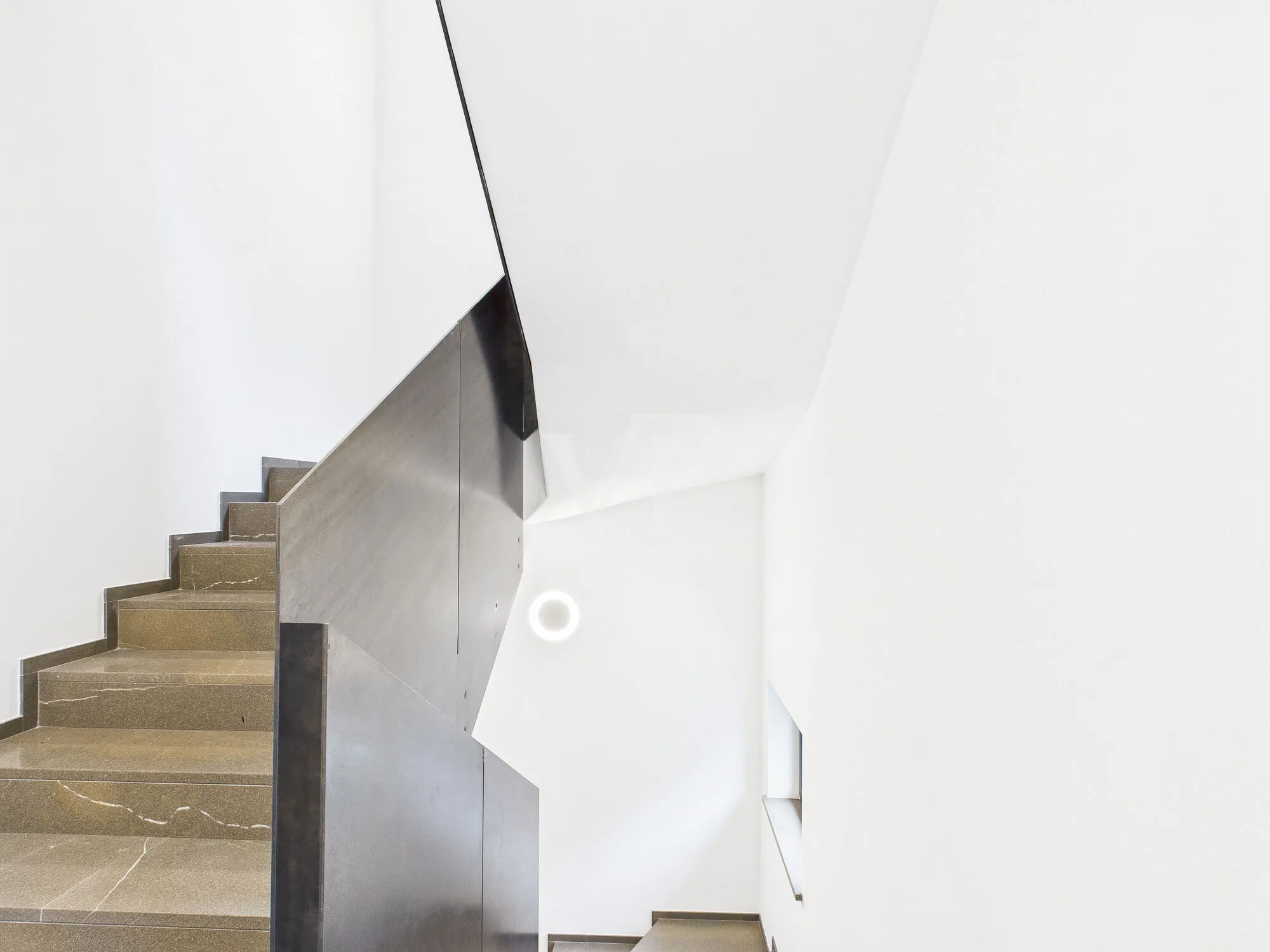 A/2: Helle und moderne Wohnung mit zwei Schlafzimmern und Terrasse