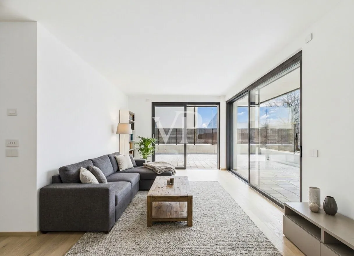 C/1: Moderne Drei-Zimmer-Wohnung mit privatem Garten