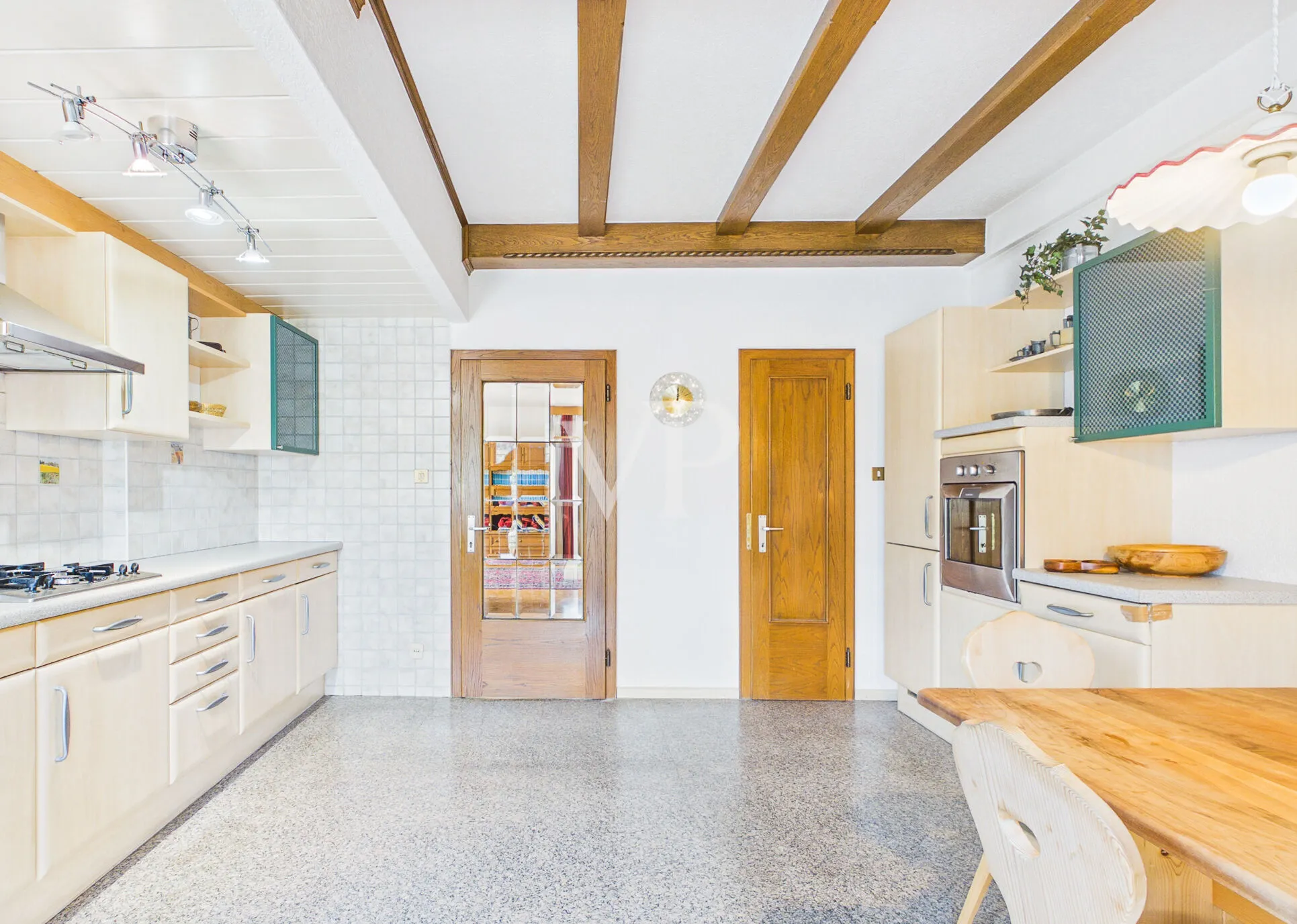 Dove il panorama diventa casa: esclusivo attico al 10° piano