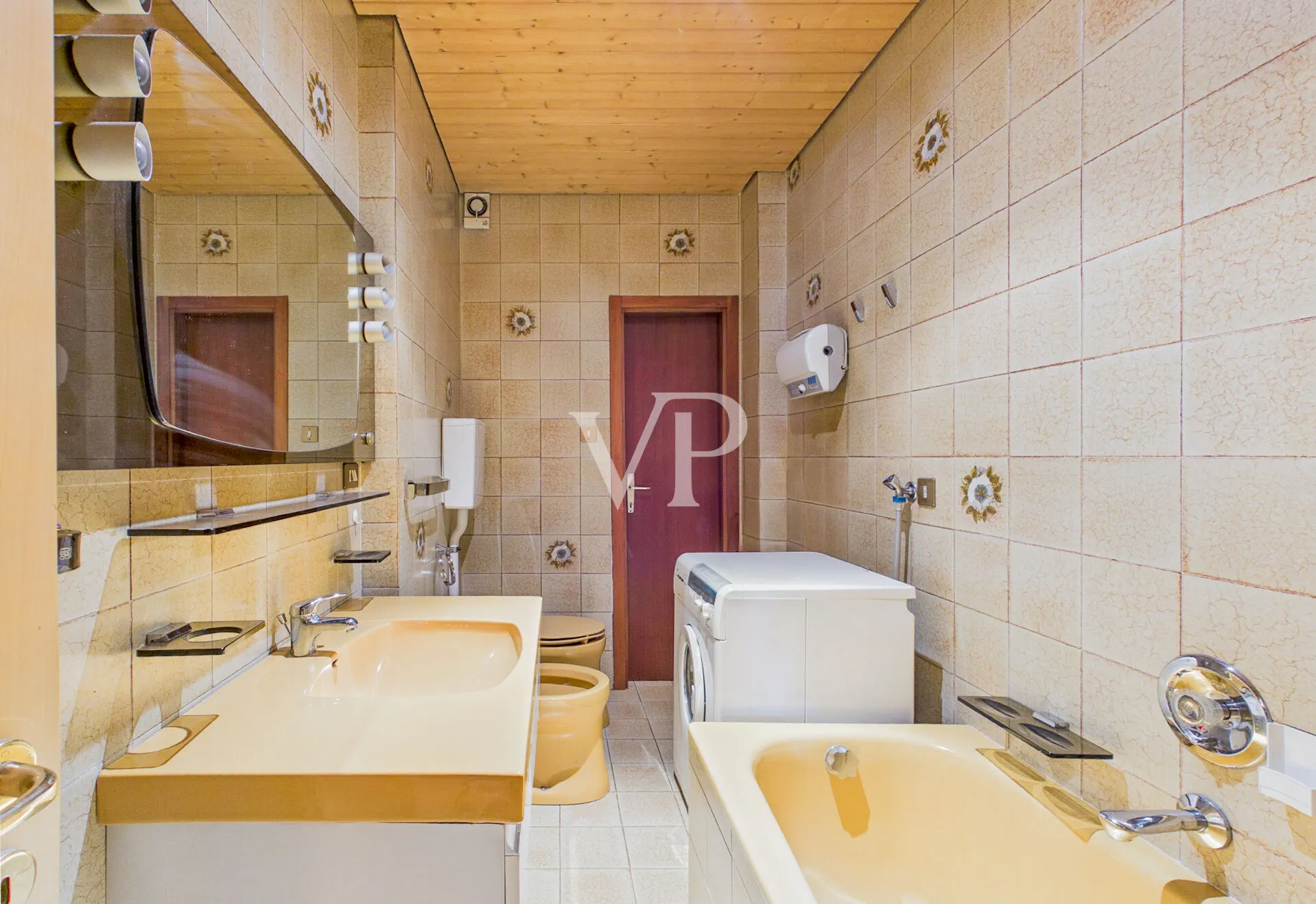 Dove il panorama diventa casa: esclusivo attico al 10° piano