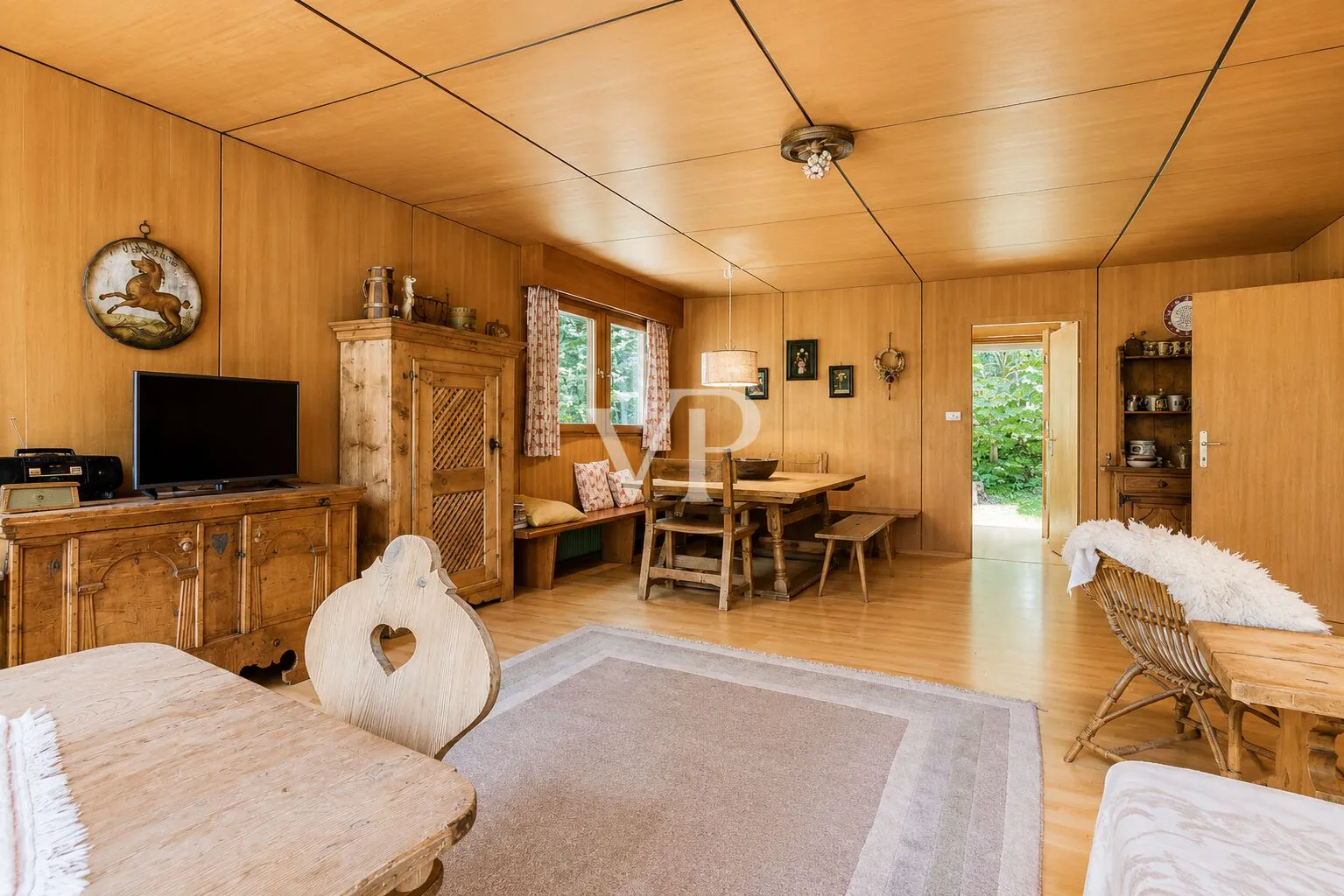 Ein Refugium der Stille: exklusives Chalet auf großzügigem Privatgrundstück