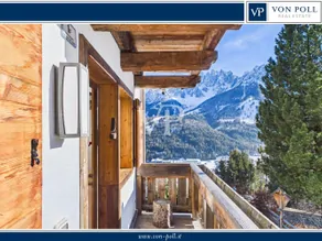 Alpine Eleganz mit Blick auf das Innertaler Tal
