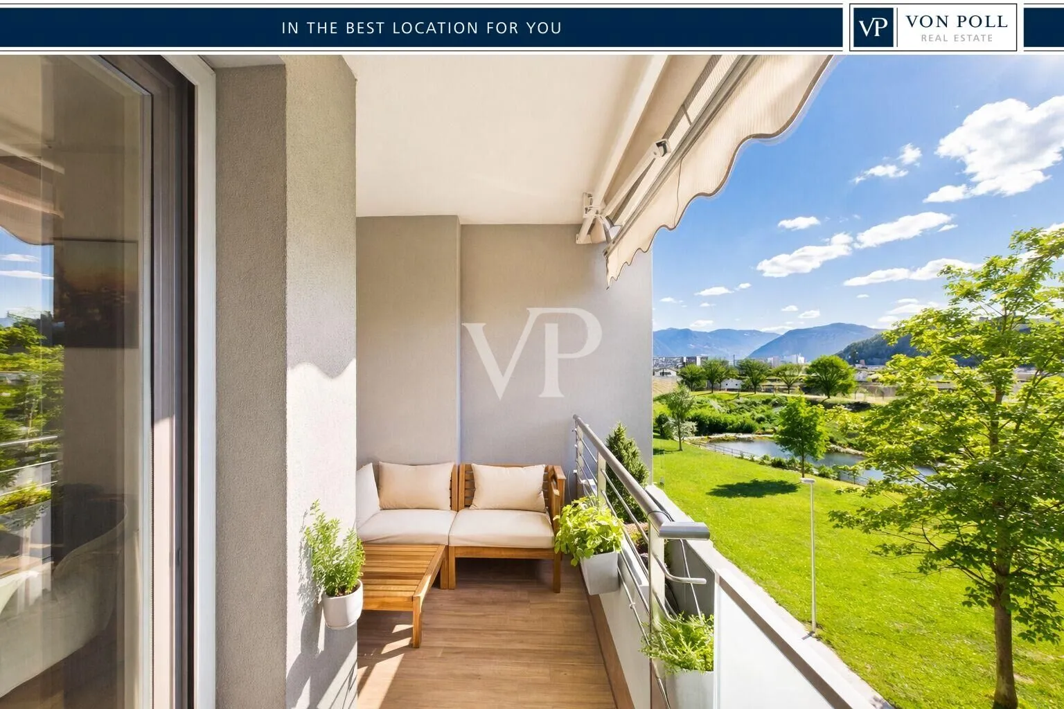 Appartement moderne et élégant de quatre pièces avec vue panoramique