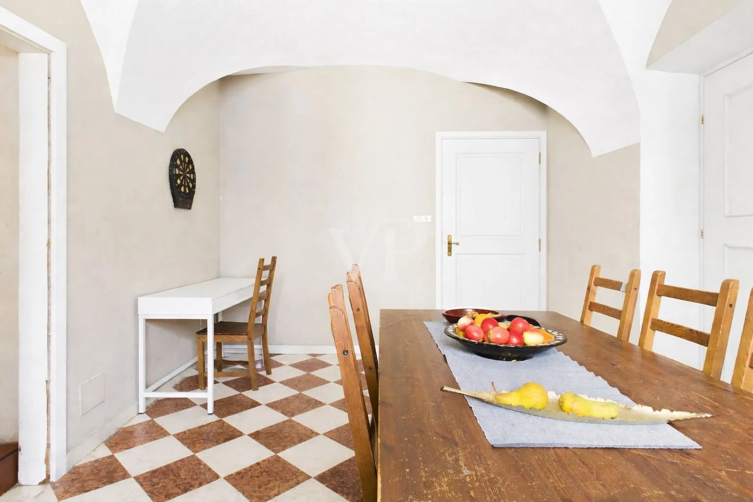 Geräumige Wohnung im Zentrum von Eppan