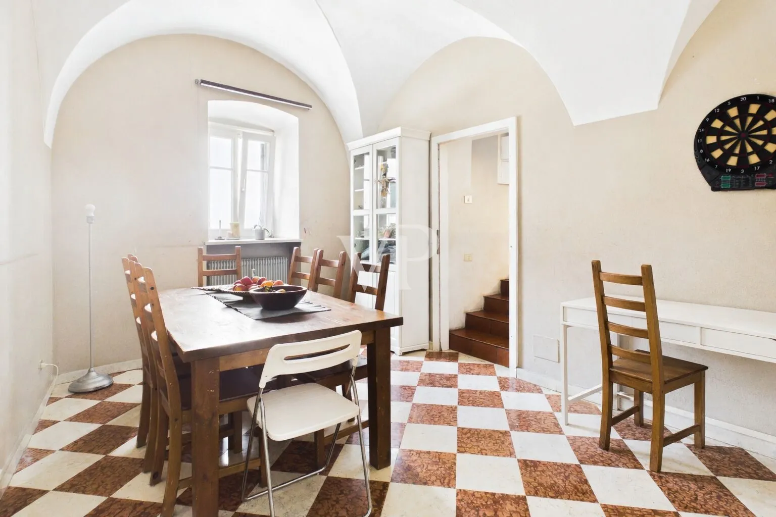 Geräumige Wohnung im Zentrum von Eppan