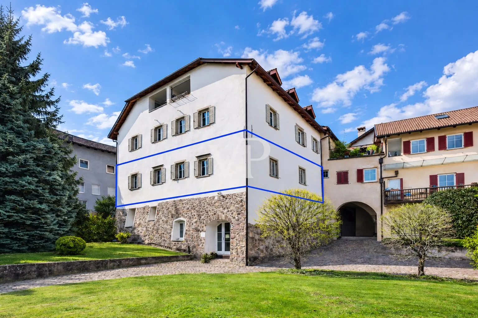Appartement spacieux dans le centre d'Appiano