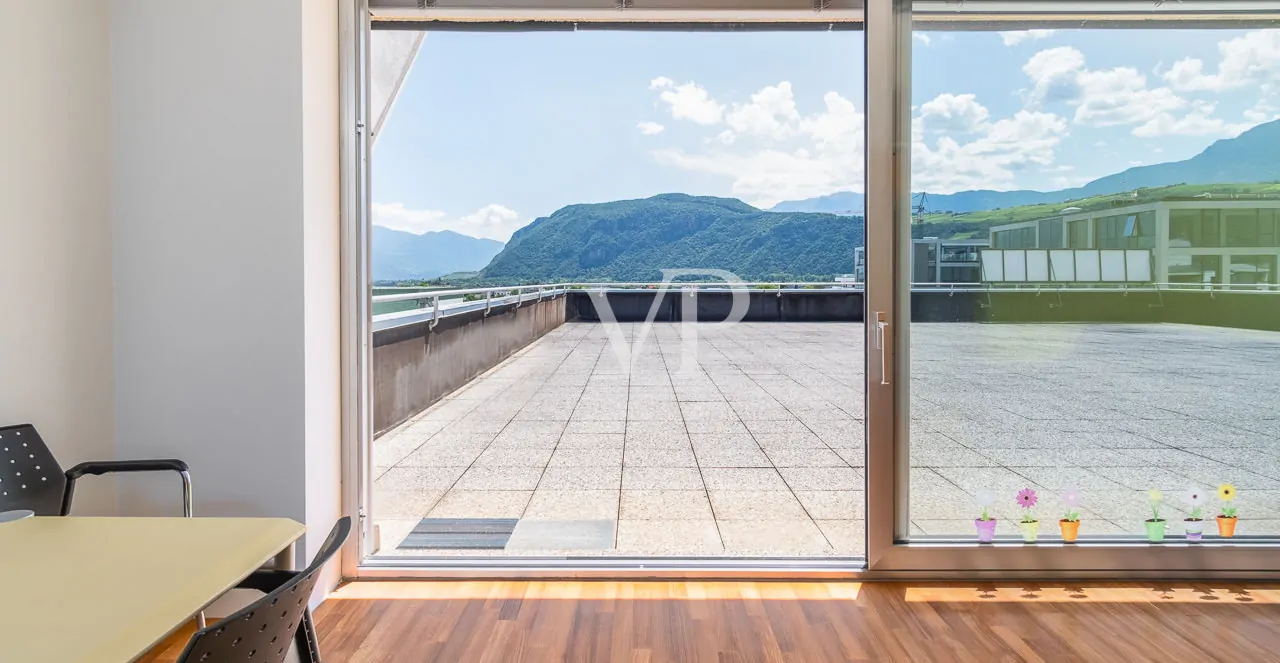 Penthouse-Büro mit großer Dachterrasse und nennenswerter Kubatur