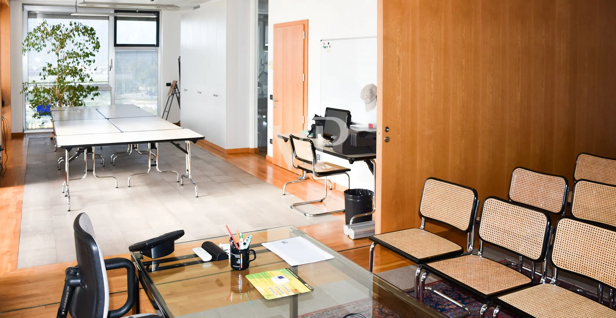 Uffici di prestigio con dotazioni tecnologiche all'avanguardia