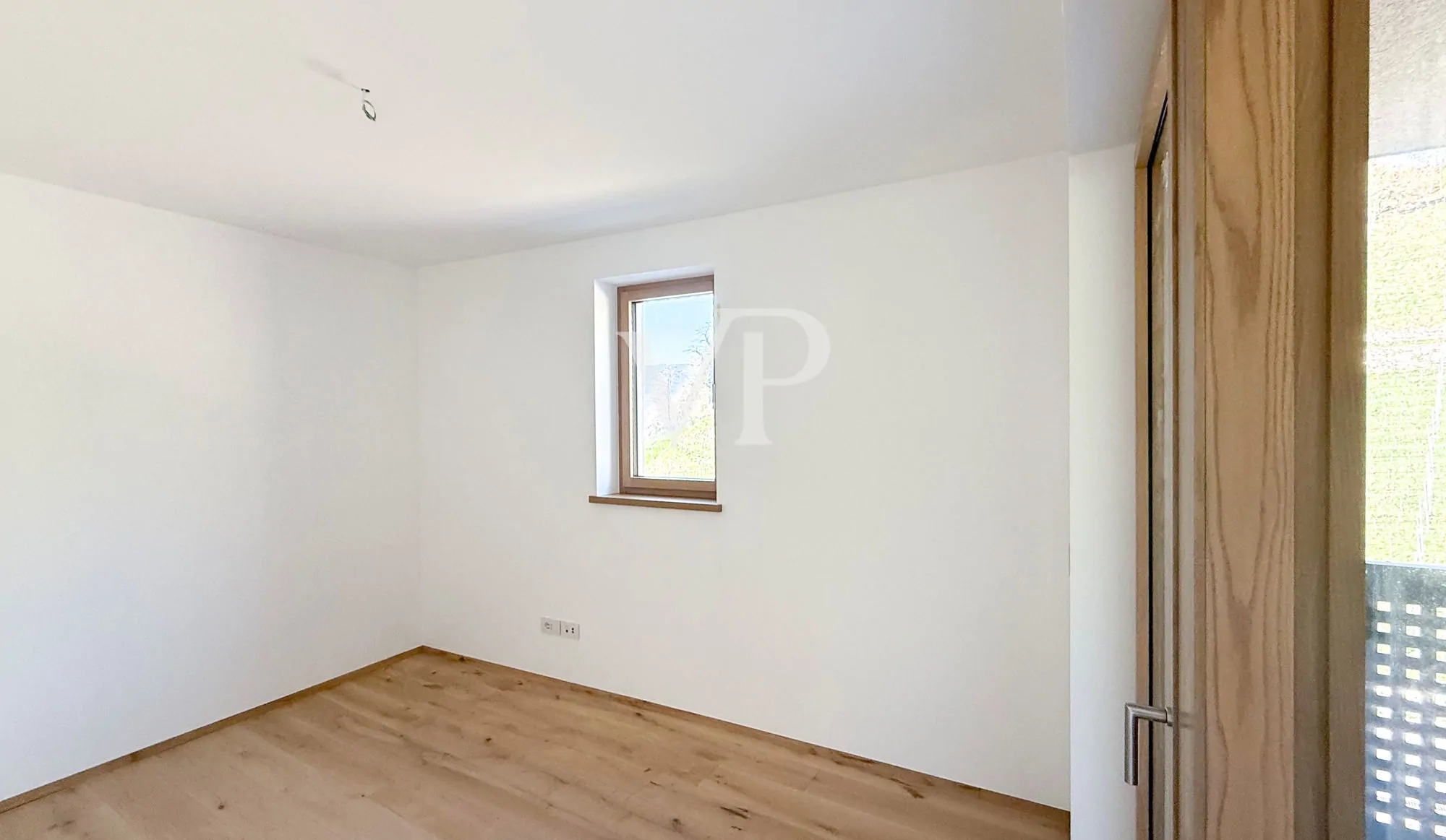 Elegante Reihenvilla mit Blick ins Grüne.