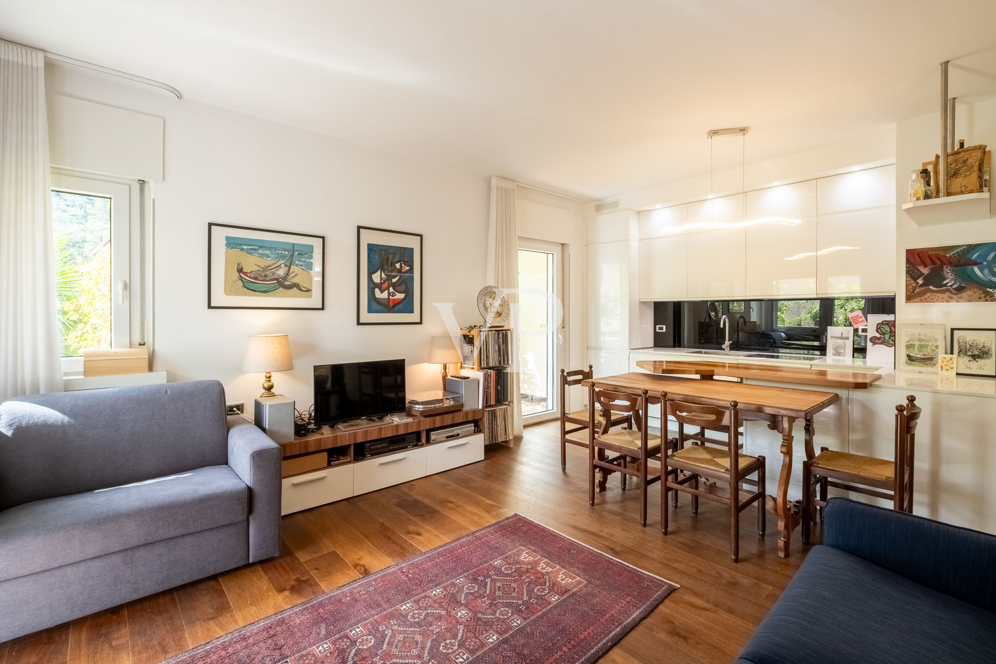 Apartamento de dos habitaciones para la inversión en Via Egger Lienz