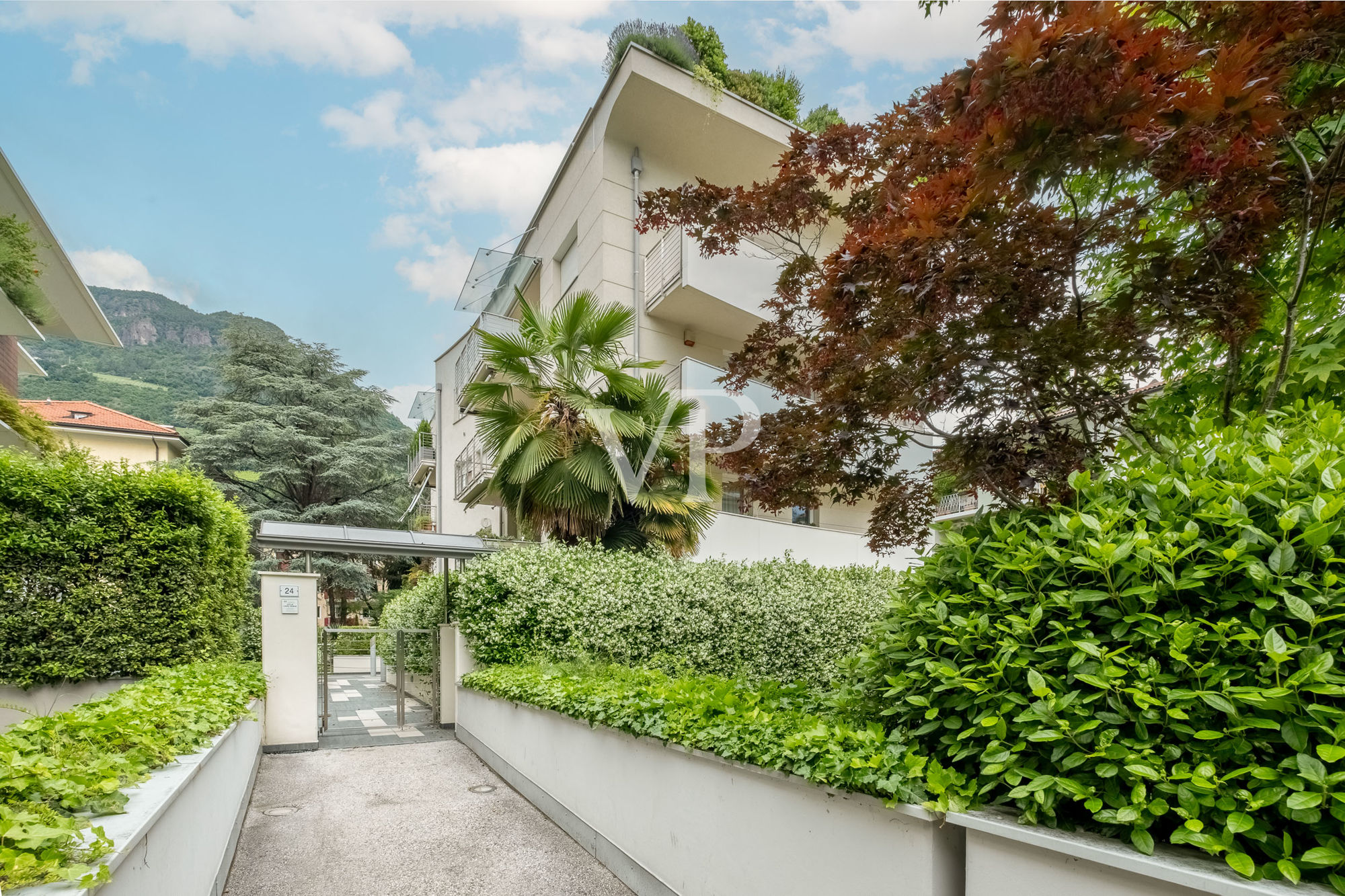 Charmant penthouse en duplex avec grande terrasse