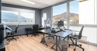 von_poll_real_estate_property_IT254151751_image_1