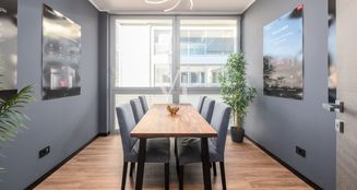von_poll_real_estate_property_IT254151751_image_3