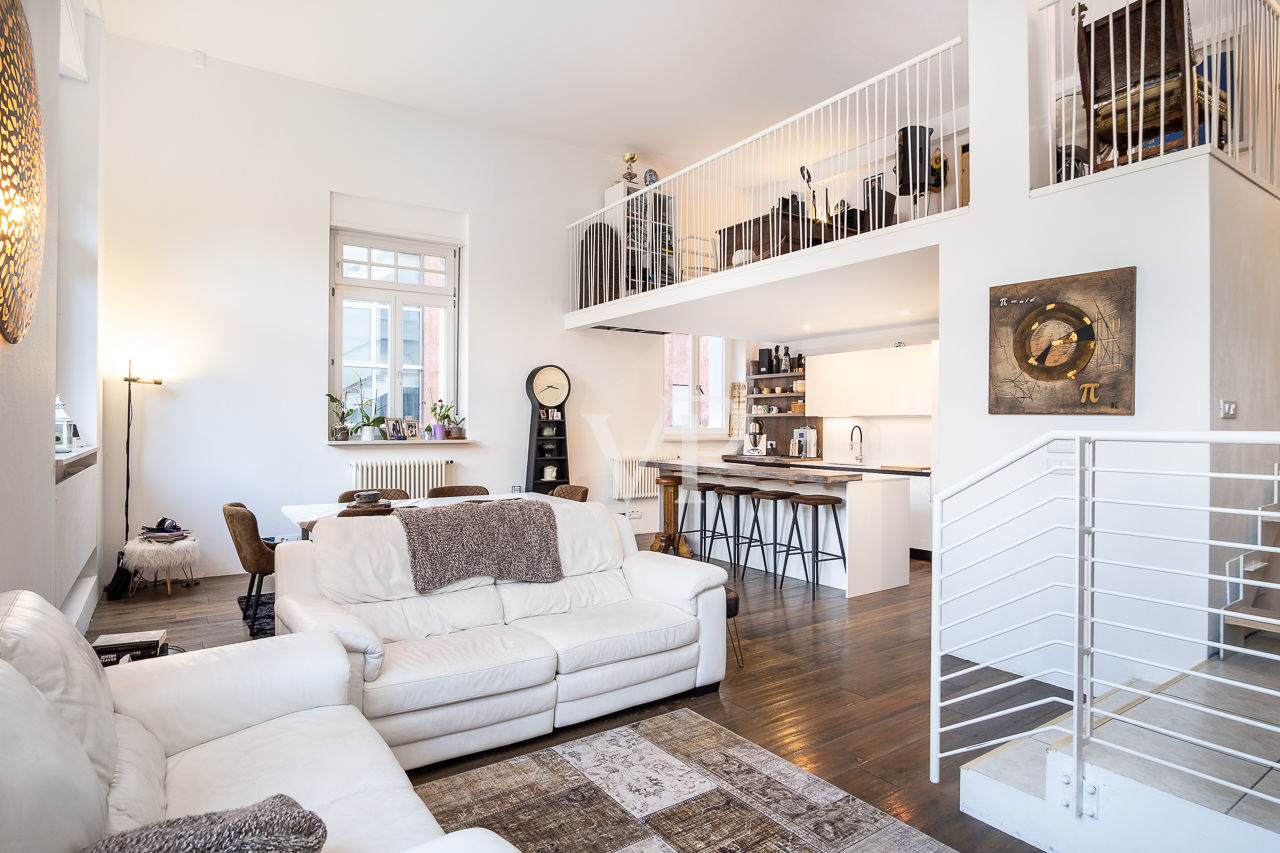PRESTIGETRÄCHTIGE WOHNUNG AUF 2 STÖCKEN IN HISTORISCHEM GEBÄUDE