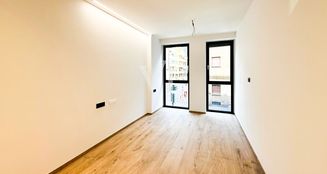 von_poll_real_estate_property_IT254151798_image_9