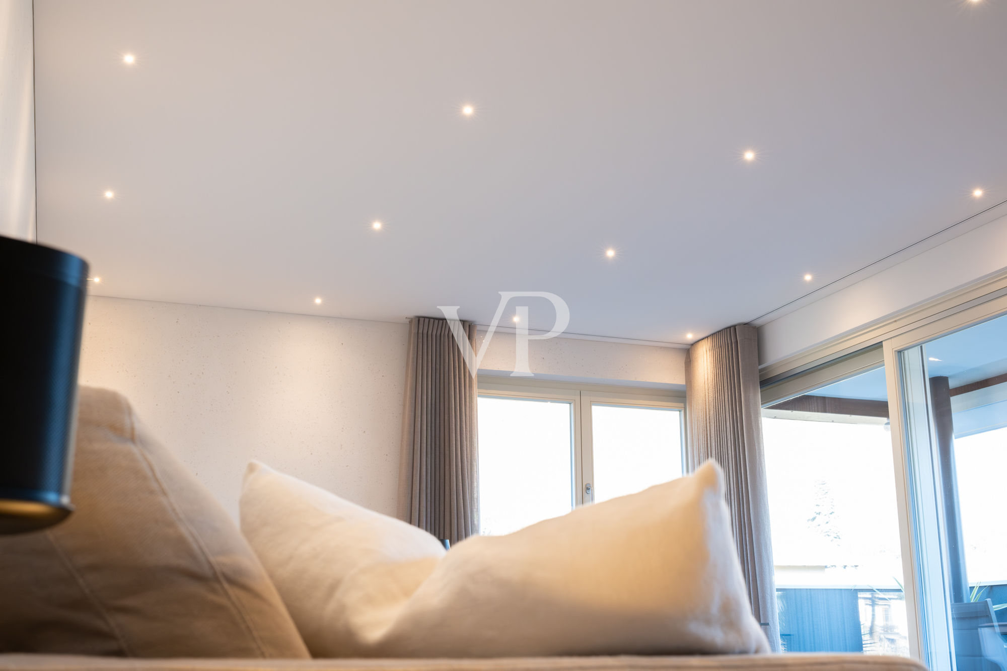 Prestigeträchtige Vier-Zimmer-Wohnung mit Terrasse und Garage