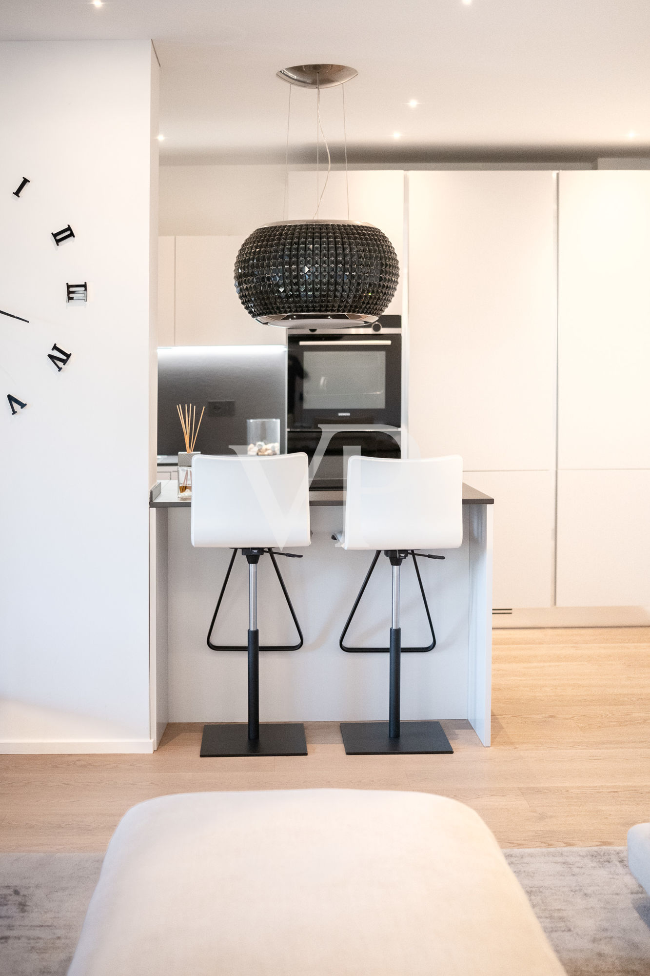 Prestigeträchtige Vier-Zimmer-Wohnung mit Terrasse und Garage