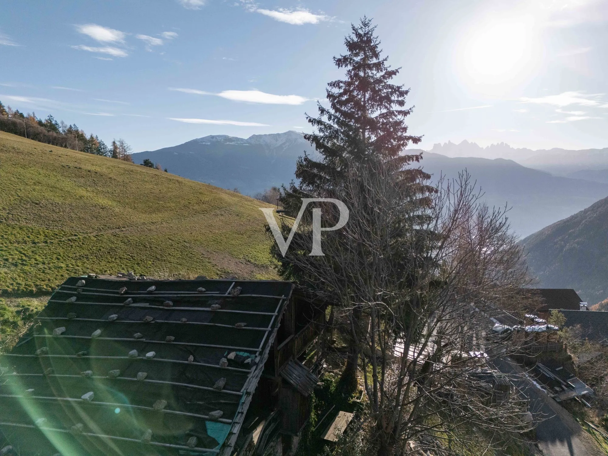 Idilio montañés en una ubicación panorámica: nueva construcción o renovación para la casa principal o de vacaciones de sus sueños