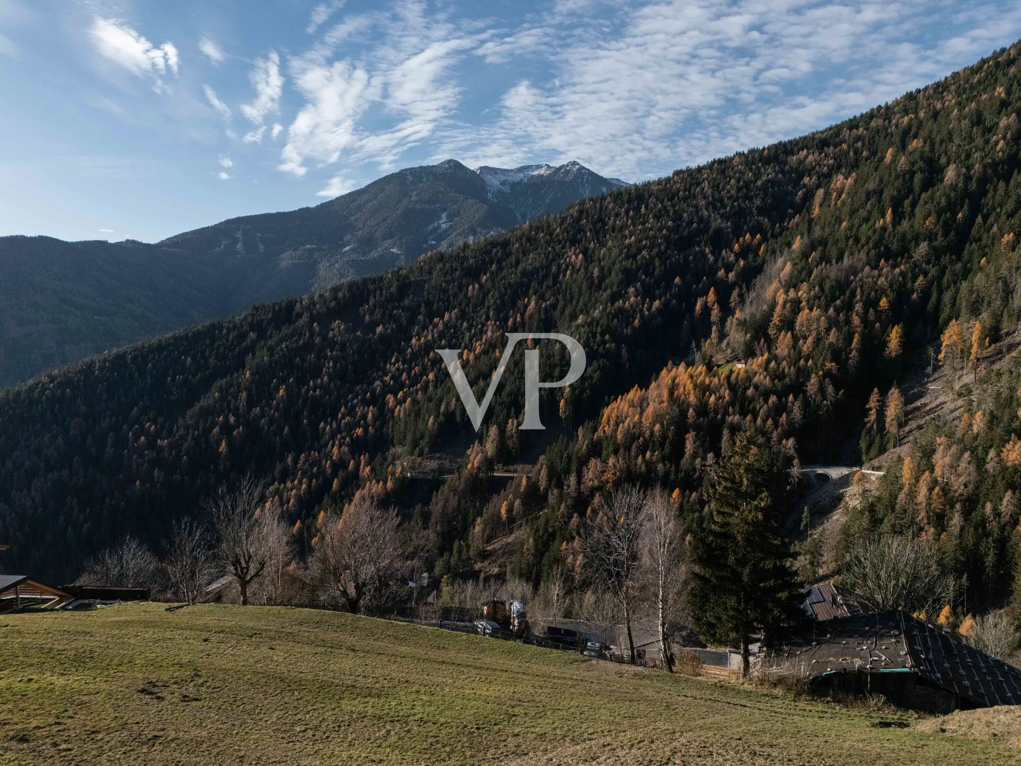 Idilio montañés en una ubicación panorámica: nueva construcción o renovación para la casa principal o de vacaciones de sus sueños