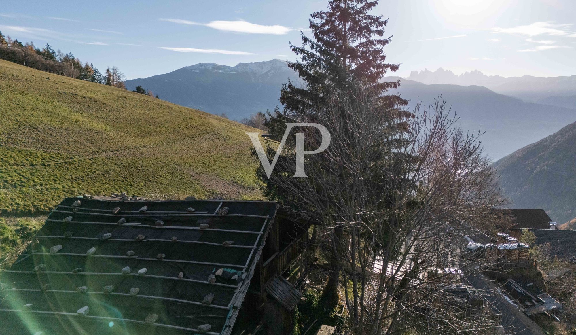 Une idylle montagnarde en situation panoramique : construction ou rénovation pour votre rêve de résidence principale ou de vacances