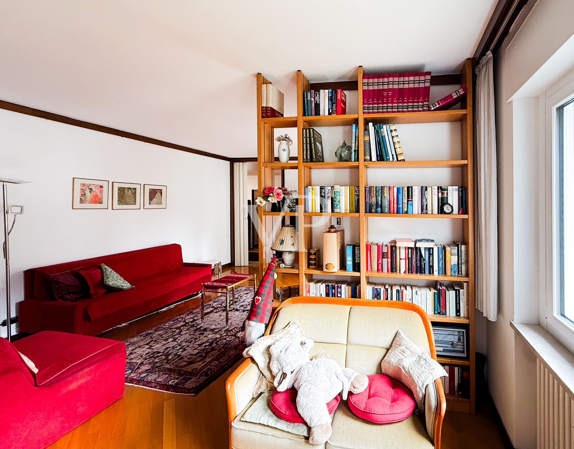Geräumige Vier-Zimmer-Wohnung in exklusiver Lage in Gries