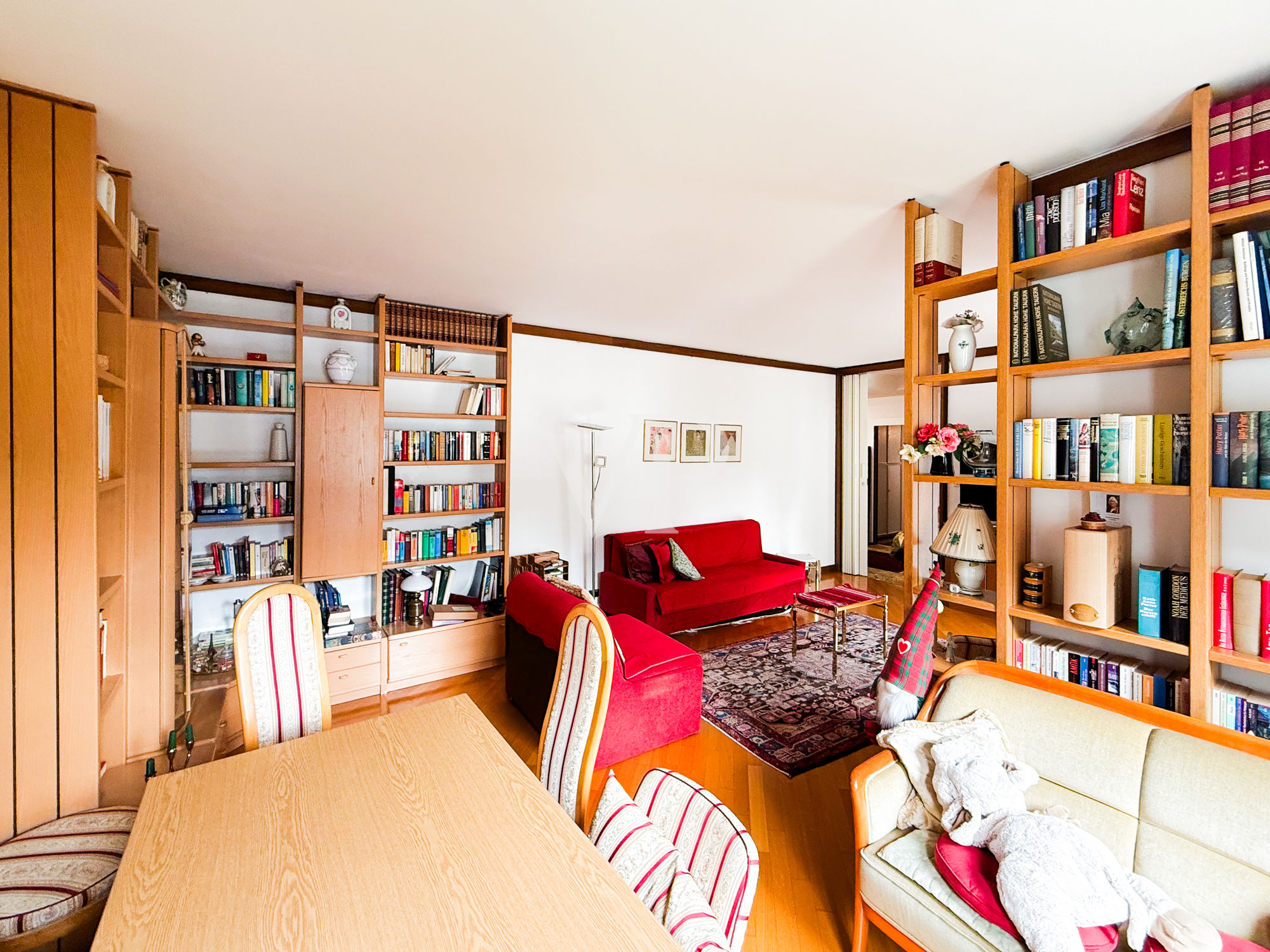 Geräumige Vier-Zimmer-Wohnung in exklusiver Lage in Gries