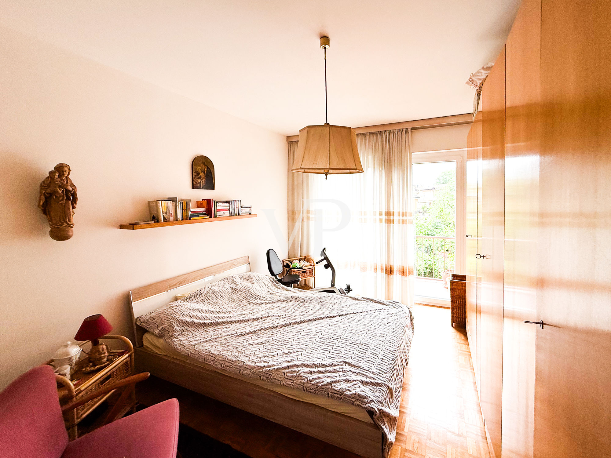 Geräumige Vier-Zimmer-Wohnung in exklusiver Lage in Gries
