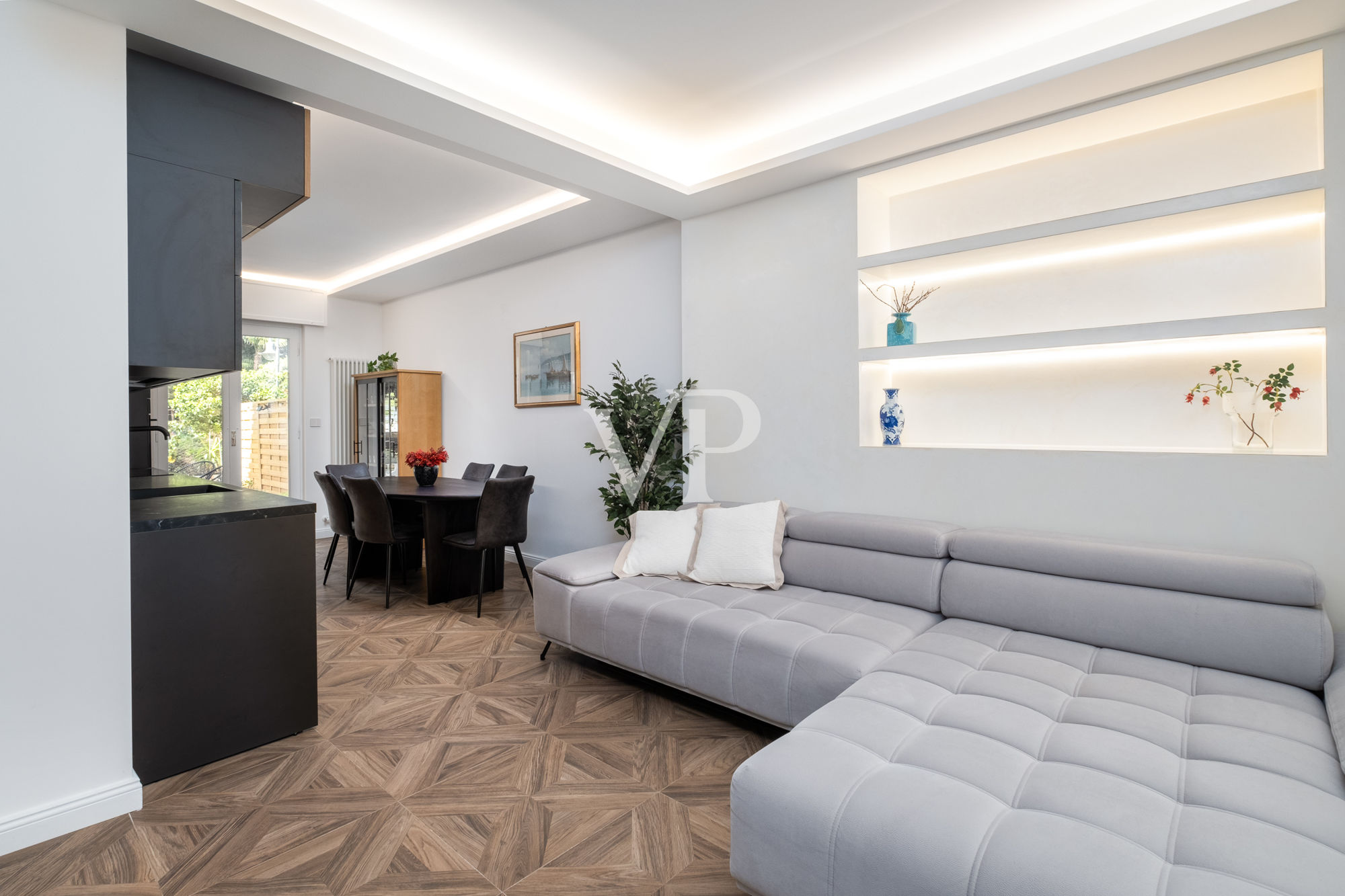 Exklusive und elegante Wohnung mit spektakulärer Terrasse in einer privilegierten Umgebung