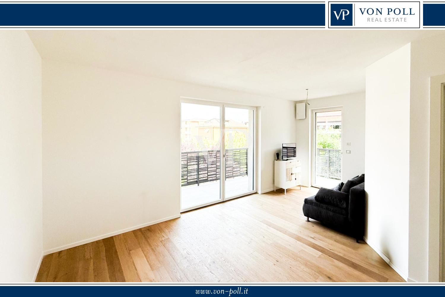 Moderne und helle Wohnung mit Terrasse