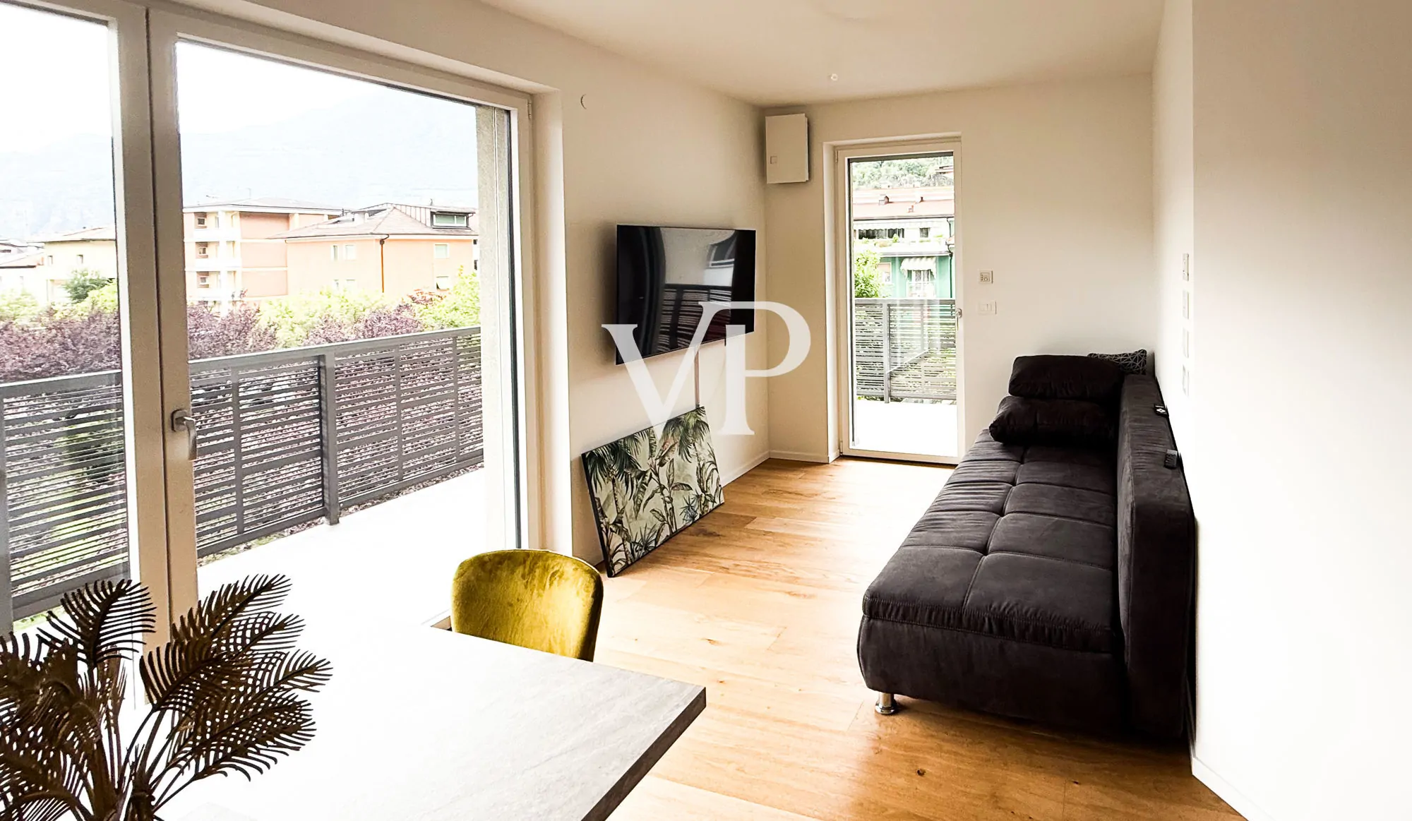 Moderno y luminoso apartamento de dos dormitorios con terraza