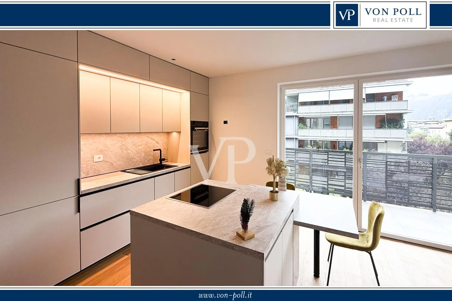 Moderno y luminoso apartamento de dos dormitorios con terraza