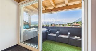 von_poll_real_estate_property_IT252942162_image_8