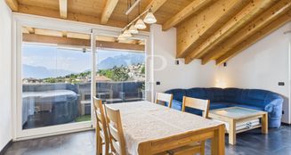 von_poll_real_estate_property_IT252942162_image_5