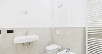 von_poll_real_estate_property_IT252942177_image_17