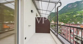 von_poll_real_estate_property_IT252942177_image_23