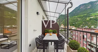 von_poll_real_estate_property_IT252942177_image_24