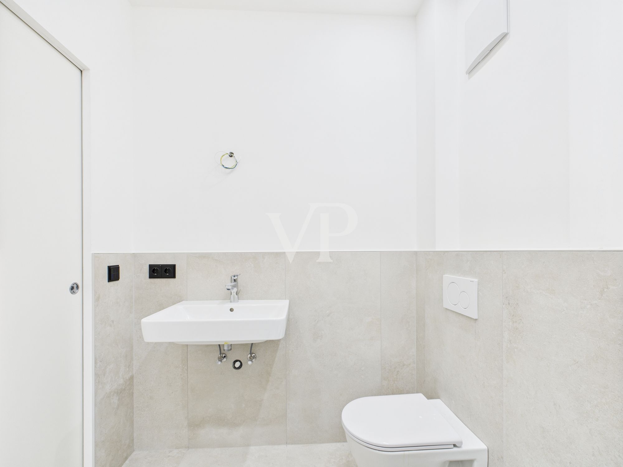 Étage en attique avec vue - Appartement de trois pièces récemment rénové à deux pas de la Piazza Gries
