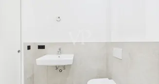 von_poll_real_estate_property_IT252942177_image_18