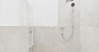 von_poll_real_estate_property_IT252942177_image_16