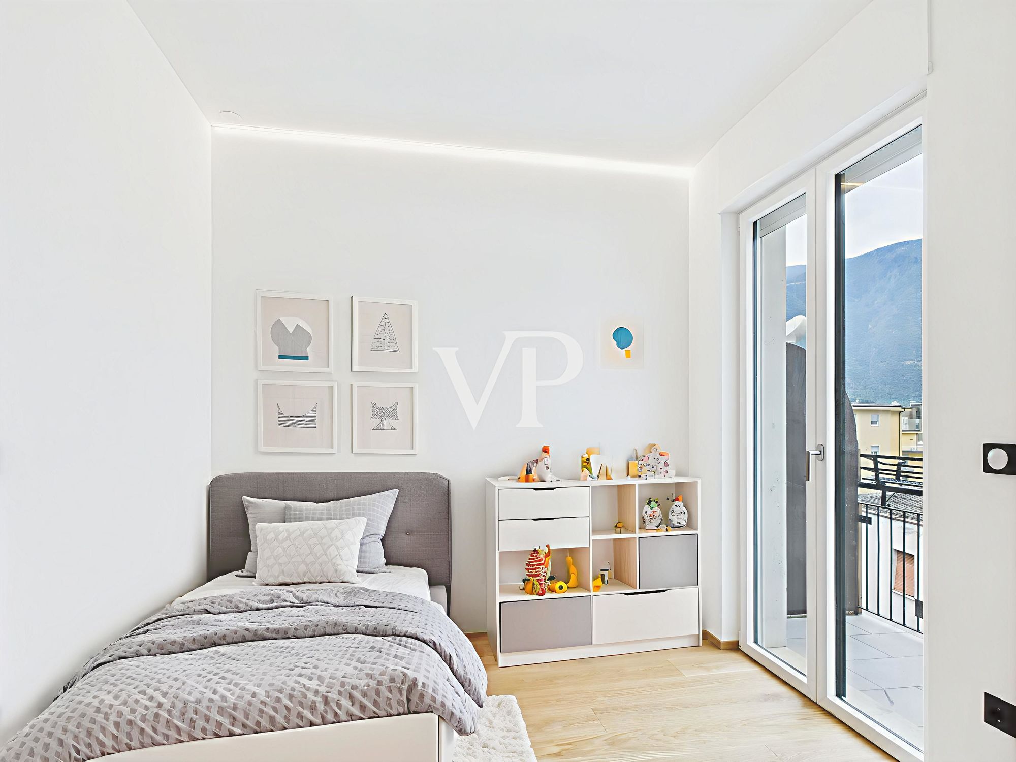 RENDER