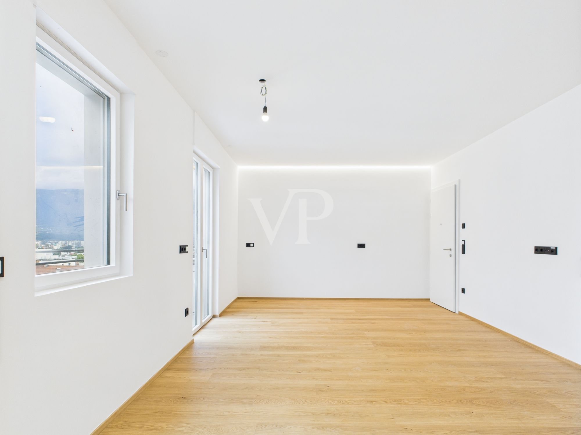 Étage en attique avec vue - Appartement de trois pièces récemment rénové à deux pas de la Piazza Gries