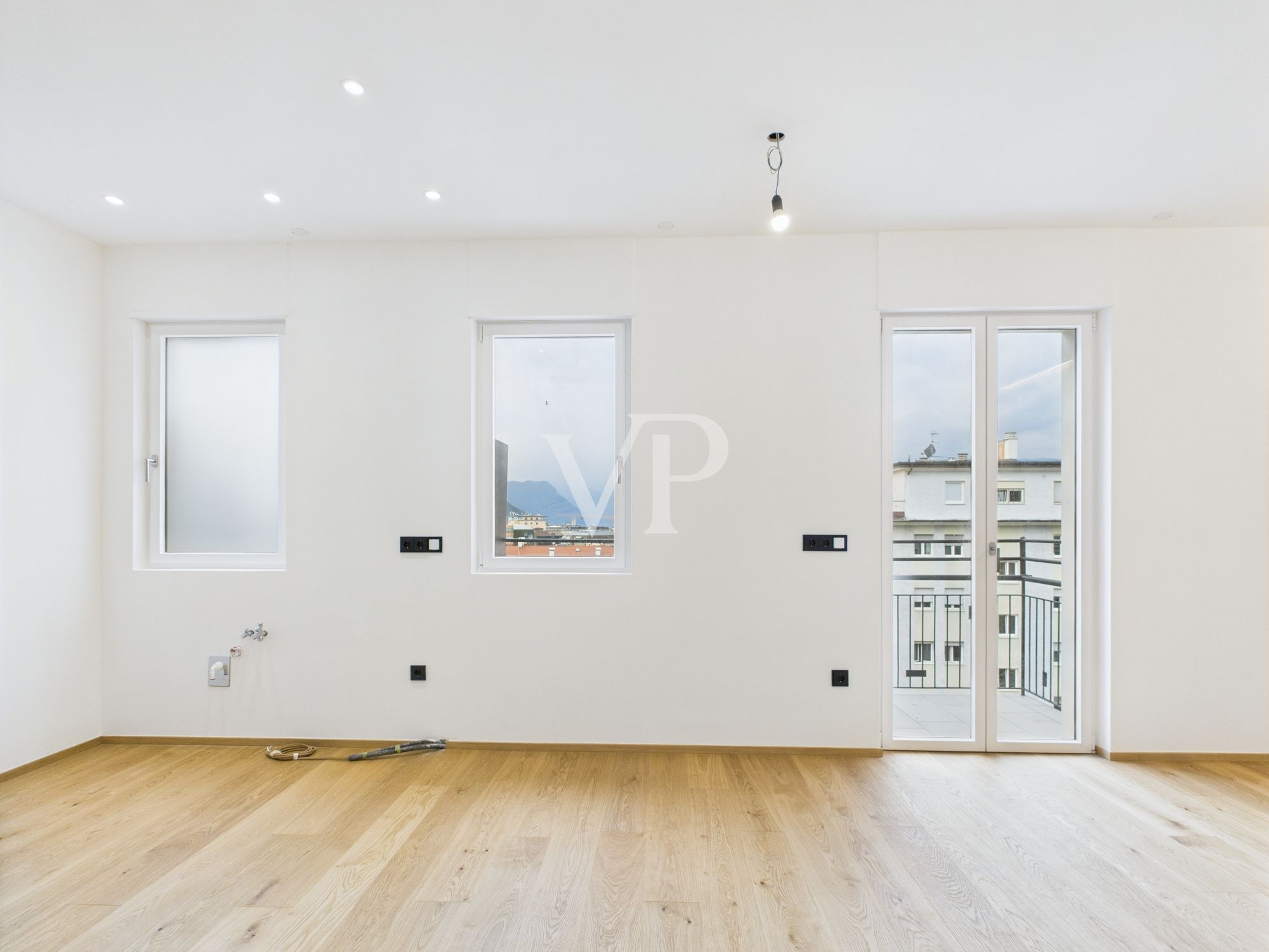 Étage en attique avec vue - Appartement de trois pièces récemment rénové à deux pas de la Piazza Gries