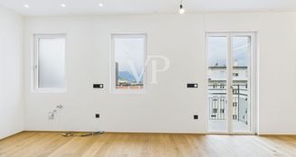 von_poll_real_estate_property_IT252942177_image_9